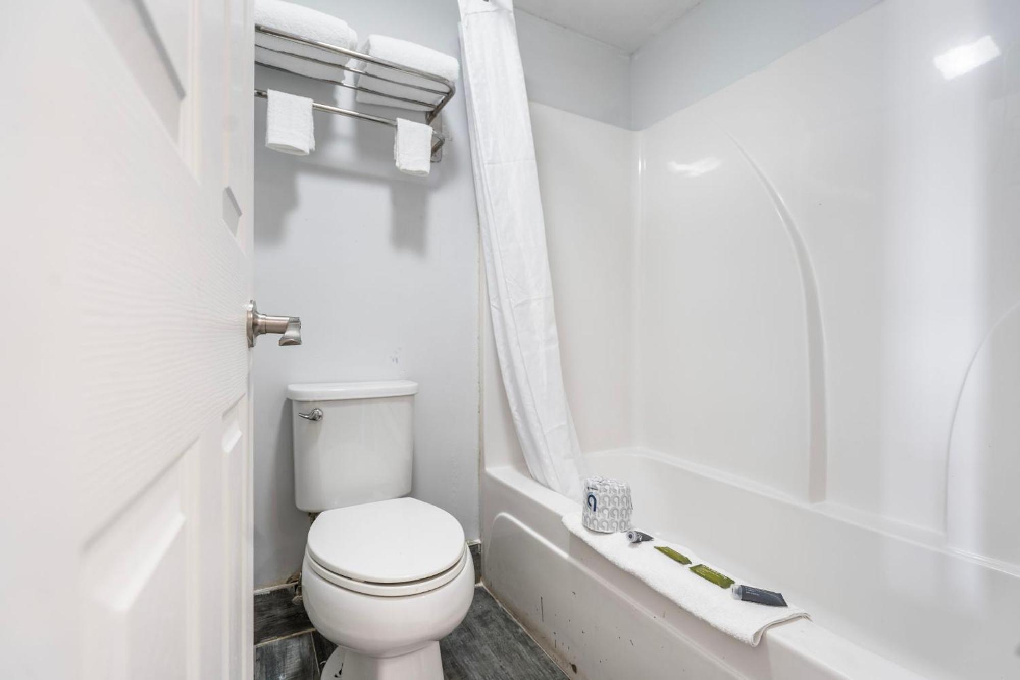 Budgetel Inns & Suites Augusta Downtown 706-945-1238 المظهر الخارجي الصورة