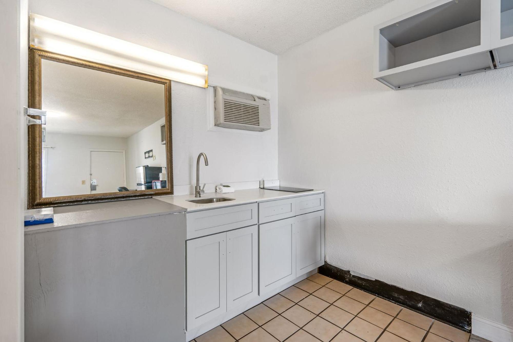 Budgetel Inns & Suites Augusta Downtown 706-945-1238 المظهر الخارجي الصورة