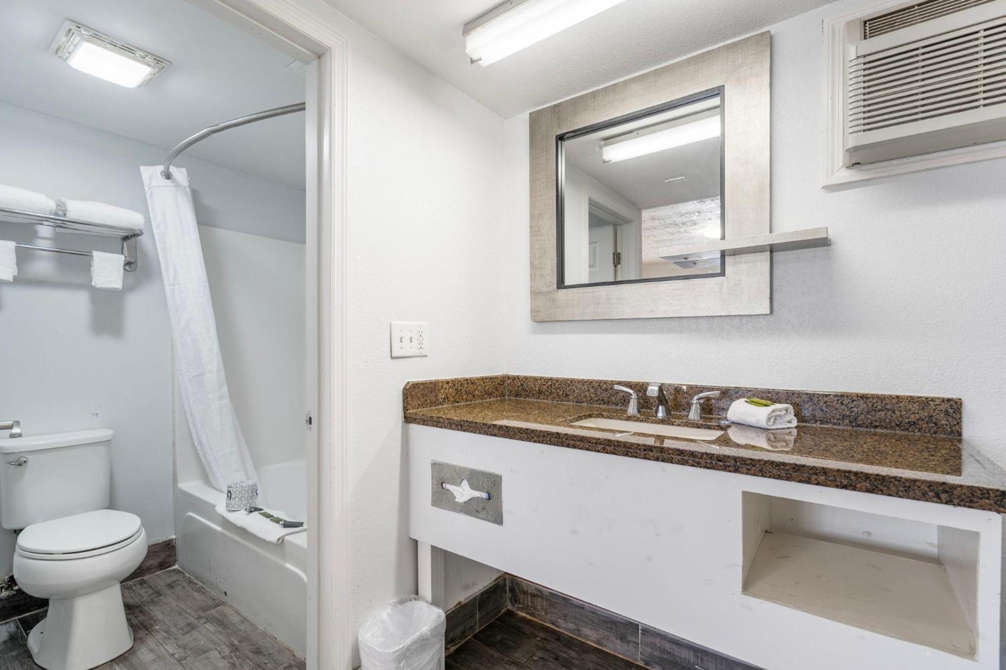 Budgetel Inns & Suites Augusta Downtown 706-945-1238 المظهر الخارجي الصورة